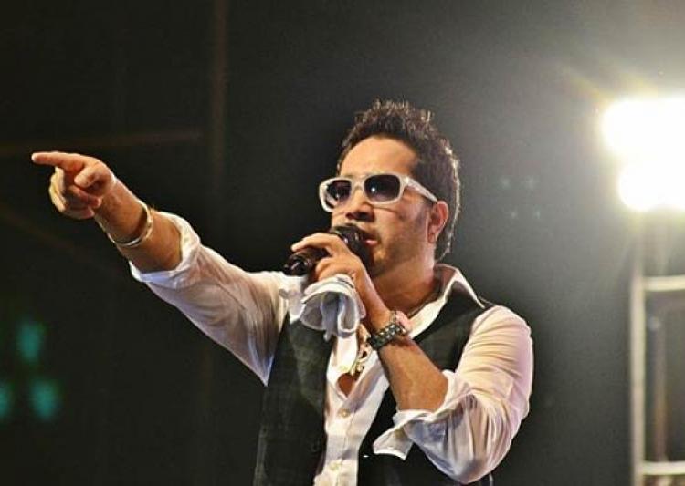 Фото mika singh