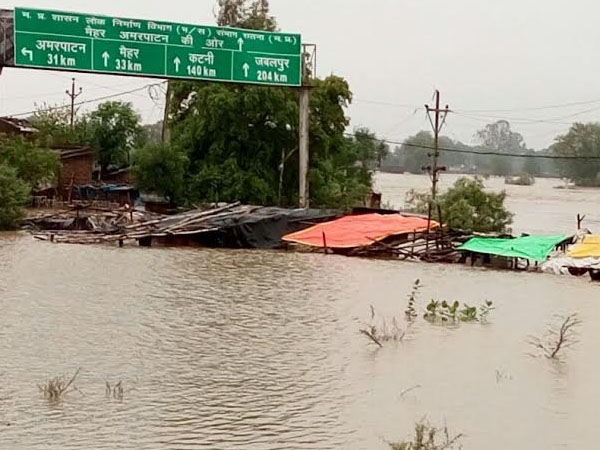 Floods Cause Havoc In Madhya Pradesh; 35 People Killed, Thousands ...