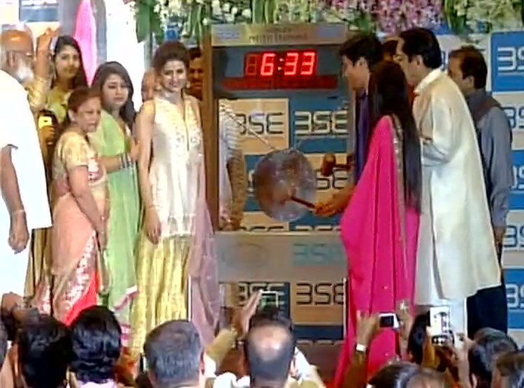 Muhurat Trade Session Sensex Begins Samvat 2073 On Weak Note Surrenders 28k Mark India Tv 