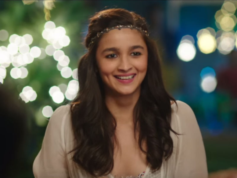 Dear Zindagi: Alia suggests dancing 'social or solo' in this latest still |  Bollywood News – India TV