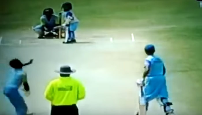 5-year-old Delhi boy splendidly demonstrating his batting in U-17 match