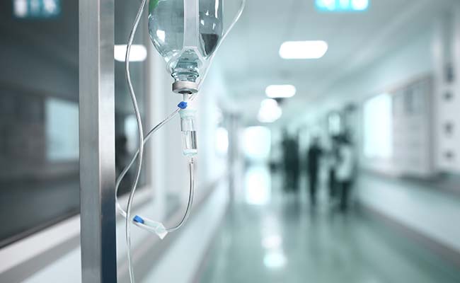 Delhi government directs private hospitals to accept cheques, drafts from patien