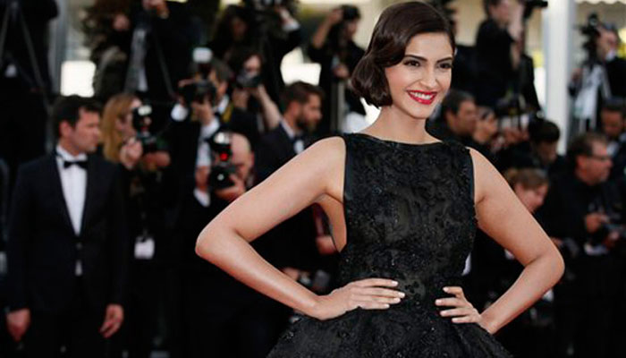 700px x 400px - What type of roles Sonam wants to play in Hollywood? Here's the answer |  Bollywood News â€“ India TV