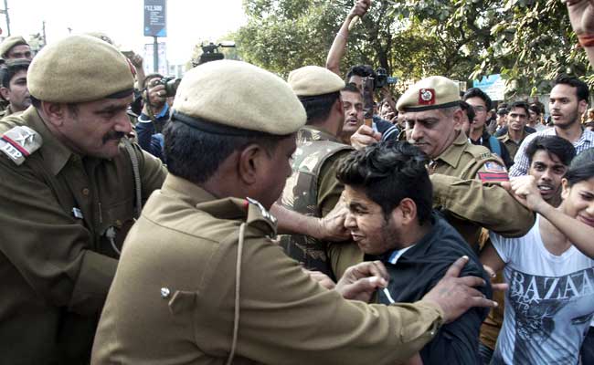 Panel set up to probe Ramjas College violence, Delhi Police informs HC