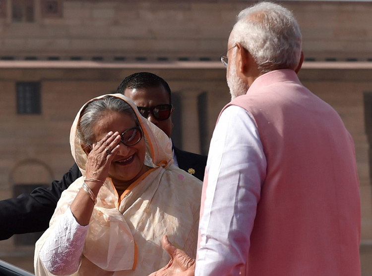 Watch: When PM Modi, Sheikh Hasina Were Asked To 'step Down' – India TV