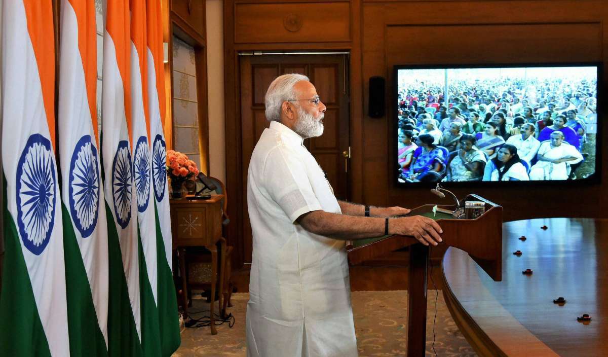 Gift A Book, Not Bouquet, As Greeting: PM Modi – India TV