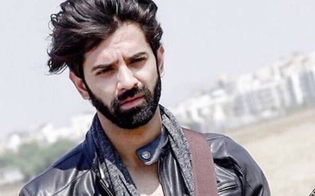 Barun Sobti Gives Tips To His Co Star Shivani Tomar – India Tv