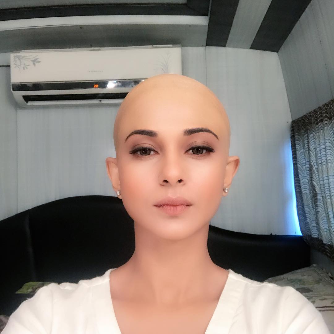 Anushka sharma bald (72) фото