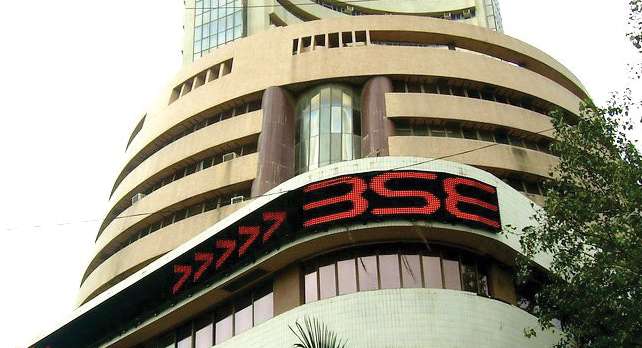 Sensex Hits Fresh All Time High Of 31595 On Positive Asian Stocks India News India Tv 