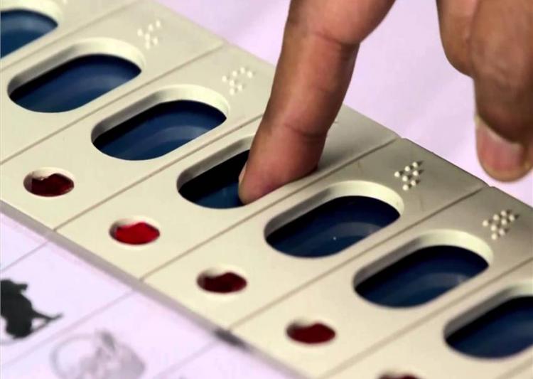New 'tamperdetect' EVMs to be used in 2019 polls CEC India TV