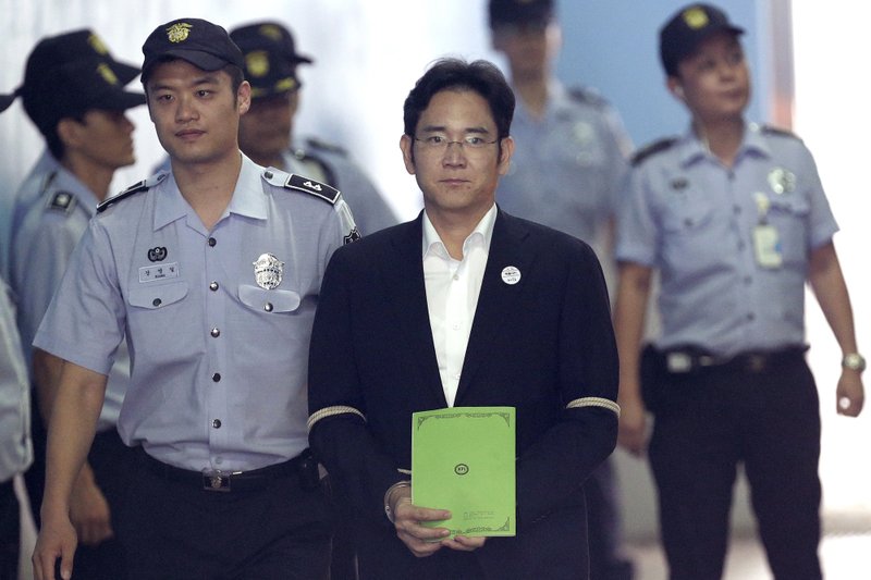 Samsung Heir Lee Jae-yong Sentenced To Five Years Prison South Korea ...