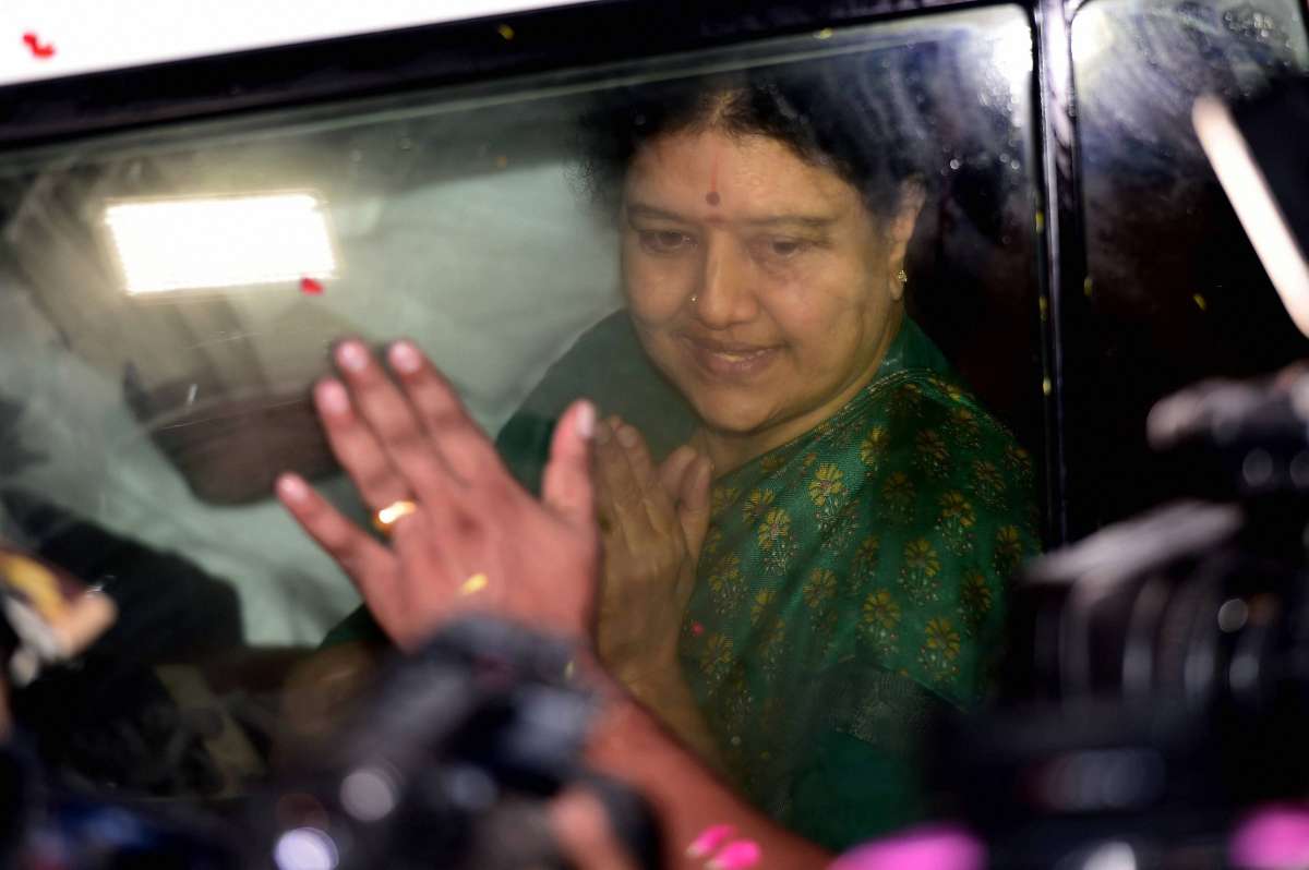 Tax Hunt on Sasikala's Kin and Associates: A Fourth Day of Searching