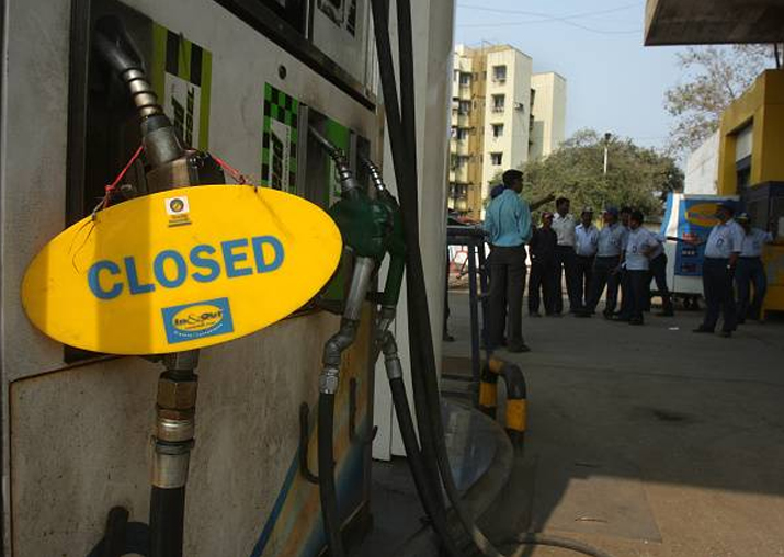 Petrol pump dealers withdraw allIndia strike call on October 13 India TV