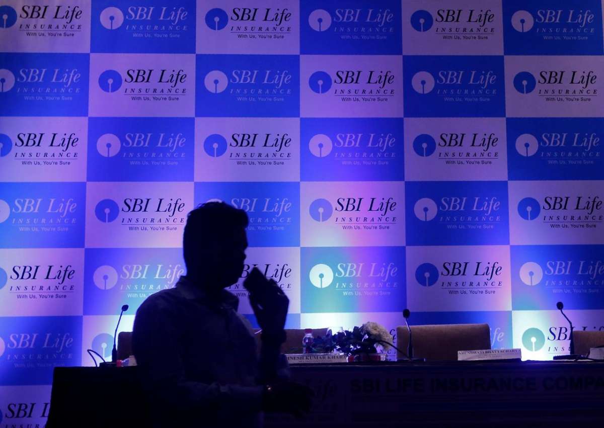 SBI Life Insurance makes strong debut in market, shares gain 5 per cent ...