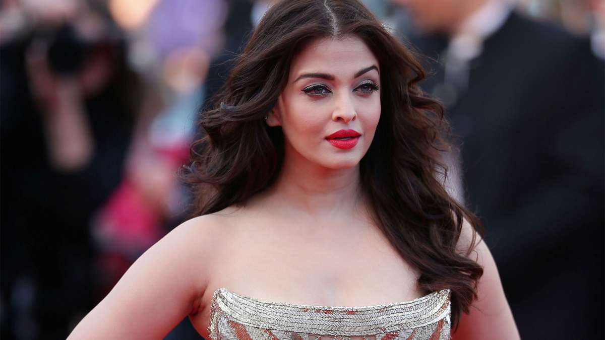 Here's what Aishwarya Rai Bachchan has ordered to maintain fab body for  Fanney Khan | Celebrities News â€“ India TV