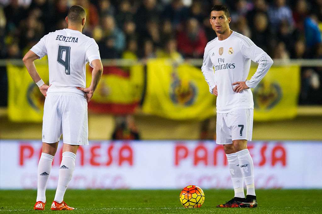 Cristiano Ronaldo caught on camera instructing Benzema where to