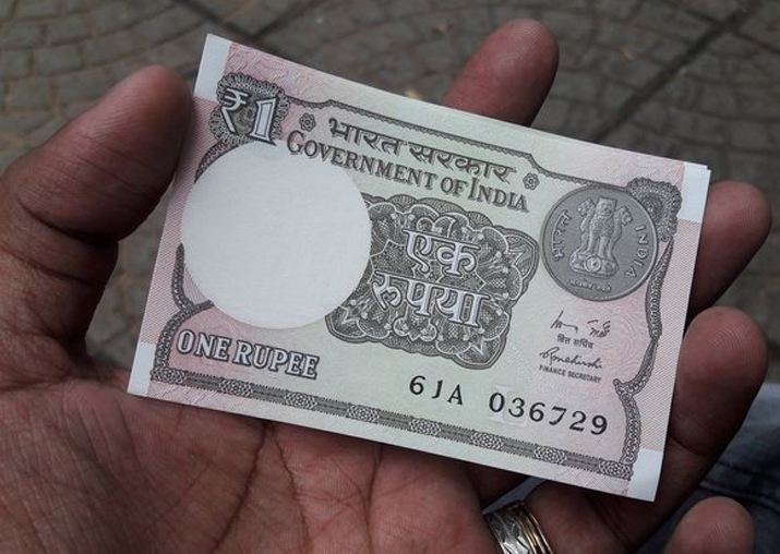 One on sale rupee note