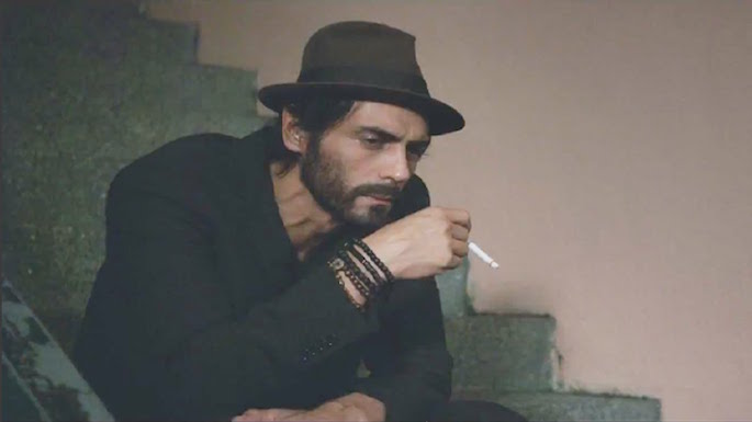 Arjun is shooting in Jharkhand for his next movie Nastik, where he plays a cop.
