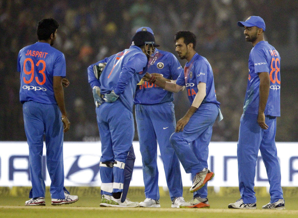 India vs Sri Lanka Bowling first will be a good option in Indore