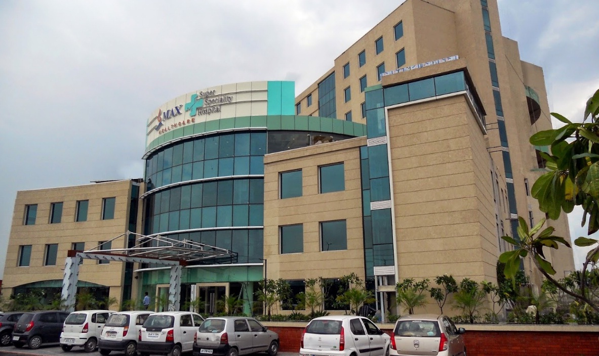 Delhi S Max Hospital Resumes Operations After Appellate Authority Stays Cancellation Of License India News India Tv