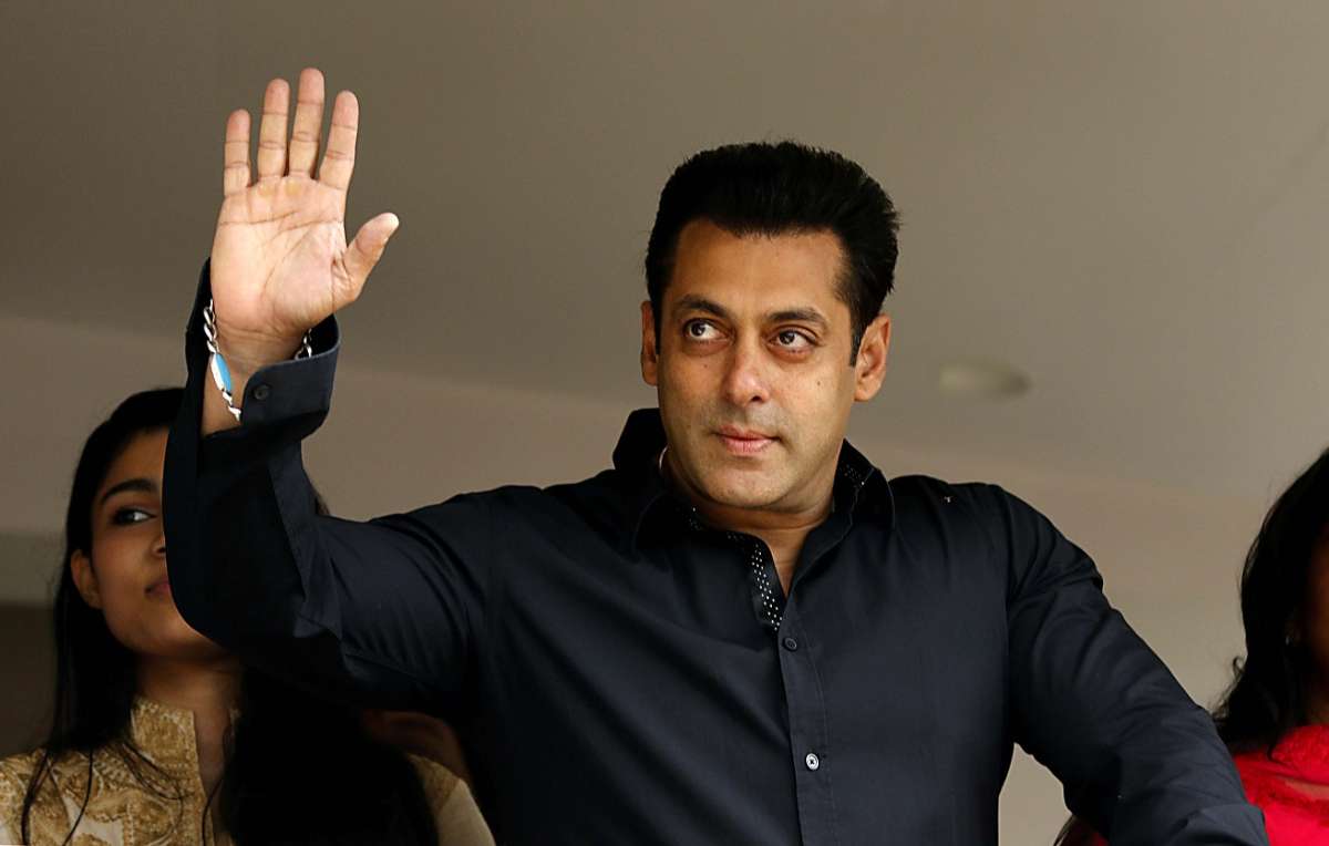 Salman Khan Enthralls Bollywood Fans With Da Bangg Tour In Capital India Tv