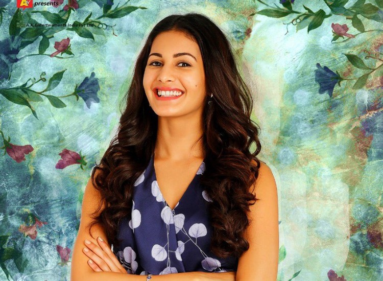 4 Things you didn&rsquo;t know about Rishi Kapoor&rsquo;s Rajma Chawal co-star, Amyra Dastur