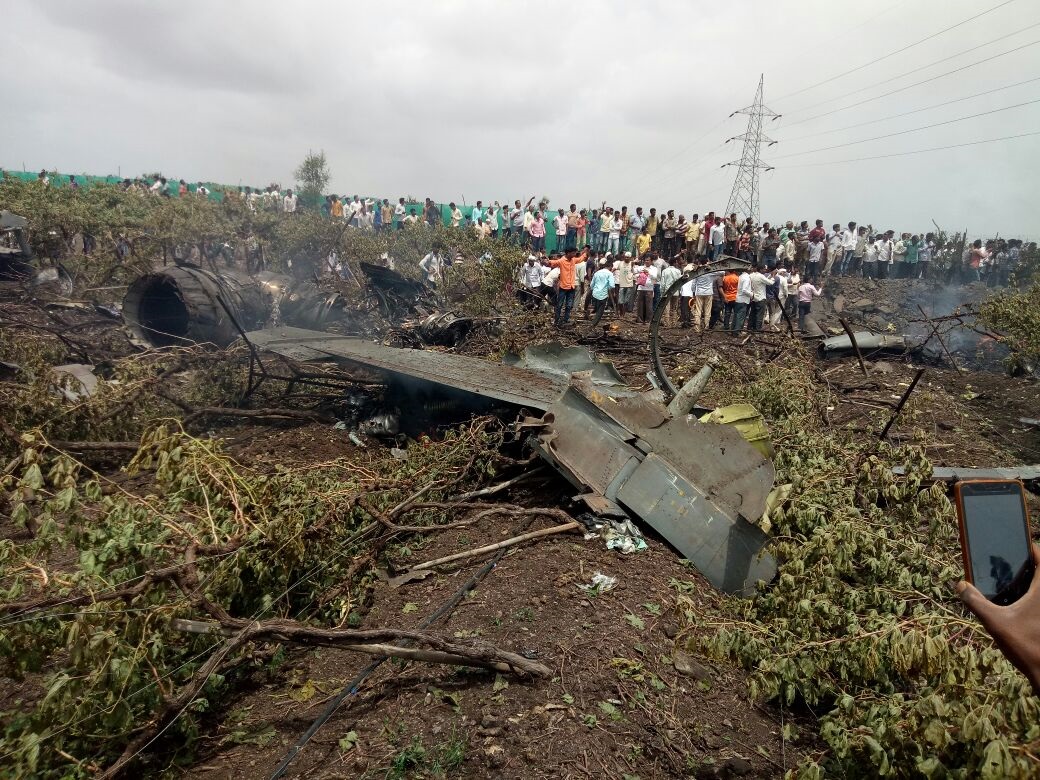 Indian Air Force's Sukhoi jet crashes in Maharashtra's Nashik, both pilots safe