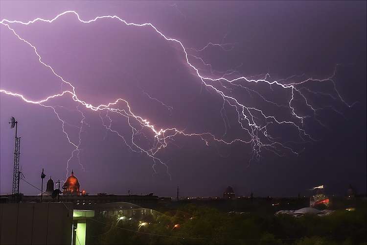 Two dead in lightning strike as first monsoon showers lash Nashik ...