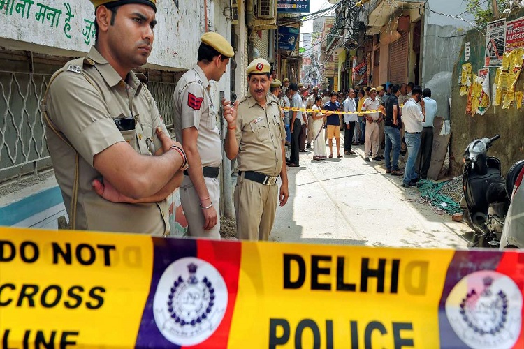 Burari Deaths: Delhi Police Access Call Details Of All 11 Members Of ...