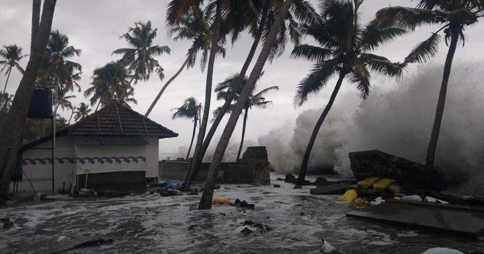 Heavy rains continue to lash Kerala, more than 1.18 lakh people ...