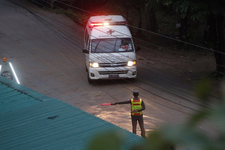 Thailand cave rescue mission: Four boys rescued, nine left to go, next phase of operation to start in 10-20 hours, say defence officials