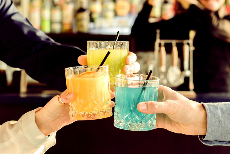 Mixing alcohol and energy drink may lead to violence and risky