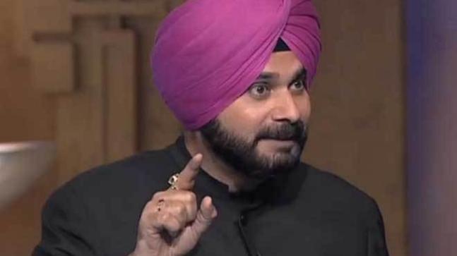 Sidhu says his visit to Pakistan is a tribute to former PM Vajpayee, who wanted peace between the 2 countries