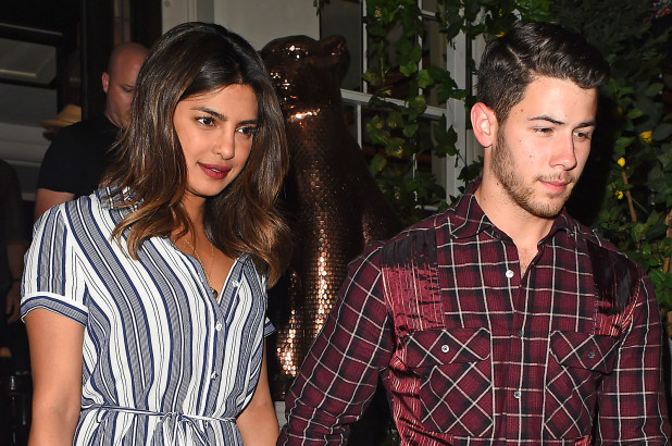 Priyanka&nbsp;Chopra to make official announcement about her engagement to Nick Jonas on August 18?