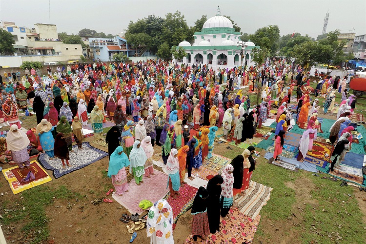 Bakra Eid 2018: President Kovind, PM Modi extend greetings to nation