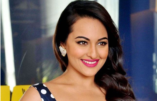 Sonakshi Sinha shares her mantra for instant happiness – India TV