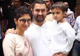 Here&rsquo;s how Aamir Khan spent his &lsquo;lazy Sunday&rsquo; with wife Kiran Rao and son Azad. See Pic