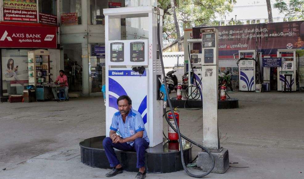 West Bengal to cut petrol, diesel prices by 1 rupee per litre