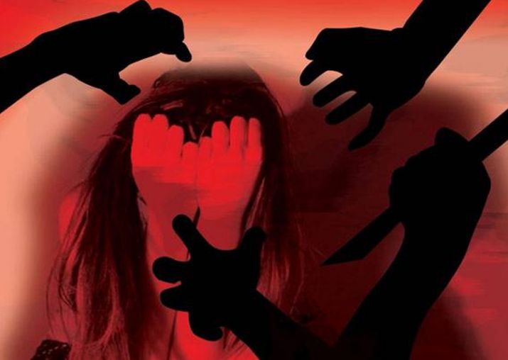 6 year old girl naked Uttar Pradesh: 6-year-old girl raped in Gonda, semi-naked body dumped in  school toilet – India TV