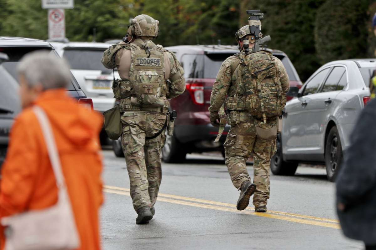 Shooting at Pittsburgh synagogue: Gunman hit with 29 federal charges, US flags to be flown half-staff as mark of 'solemn respect'