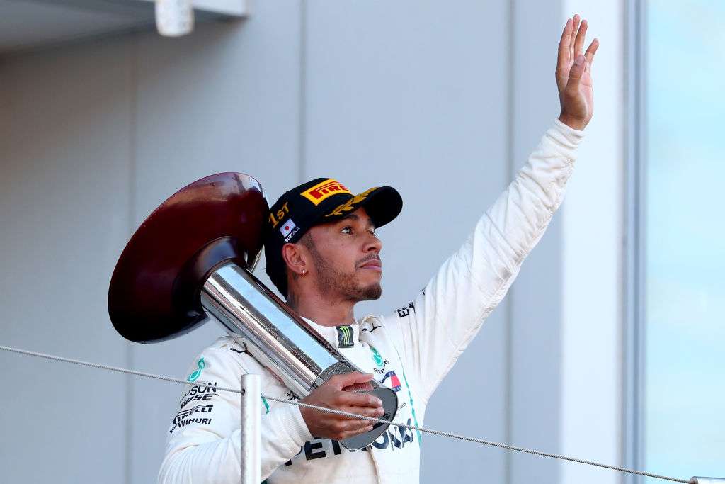 Lewis Hamilton wins Japanese GP as Mercedes dominate, closes in on title