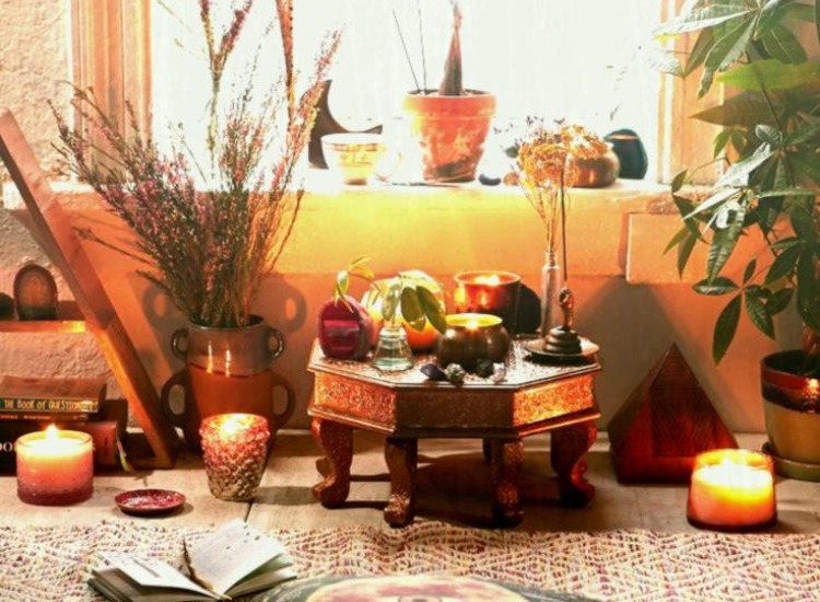 5 Useful tips on how to decorate your abode's spiritual corner