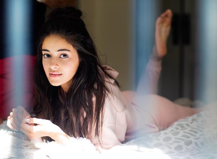 Tiger Shroff, Tara Sutaria make co-star Ananya Pandey&rsquo;s 20th birthday special