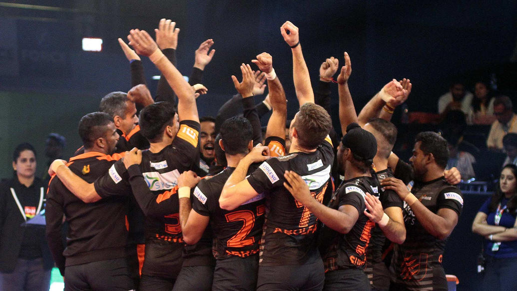 U Mumba celebrate after crushingTelugu Titans