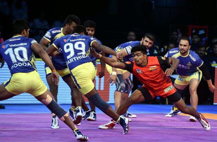 Pawan Sehrawat in action against the Thalaivas