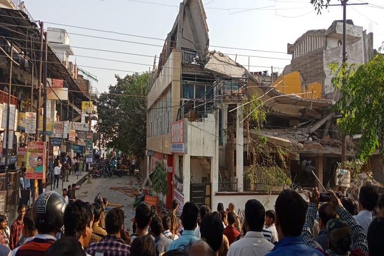 &nbsp;According to news agency ANI, no casualties have been reported so far.