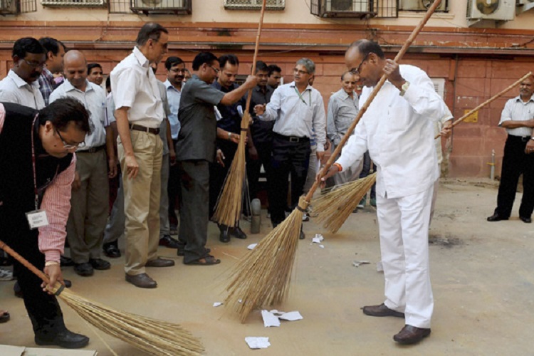 Household sanitation coverage increased at 13 per cent in two years under ‘Swachh Bharat’ campaign: WHO