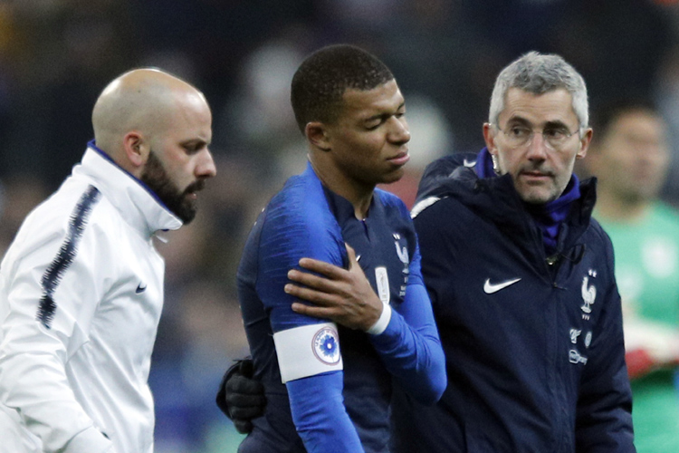 Kylian Mbappe, Neymar injuries a worry for PSG ahead of Liverpool clash ...