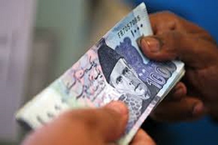 Pak Currency Dwindles To All Time Low Reaches Rs 144 Against Us Dollar Business News India Tv
