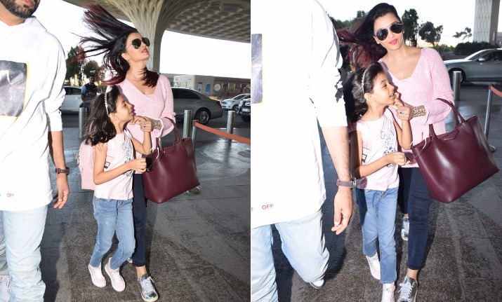 Aishwarya Rai gets snapped with Aaradhya, Abhishek Bachchan at airport,  makes a statement in Rs 2.2 lakh bag, WATCH